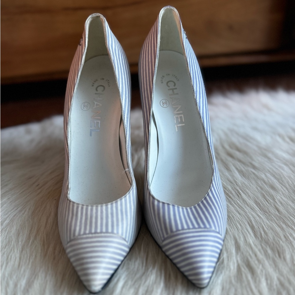 CHANEL PINSTRIPE PUMPS